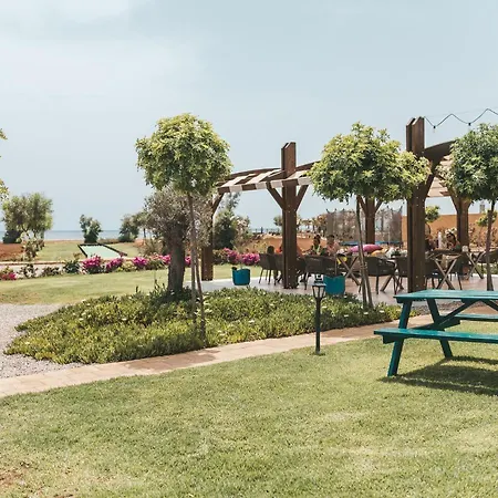 Apartment Paradise Beach Front 1 Bed *