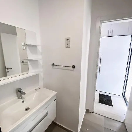 דירה Paradise Beach Front 1 Bed *